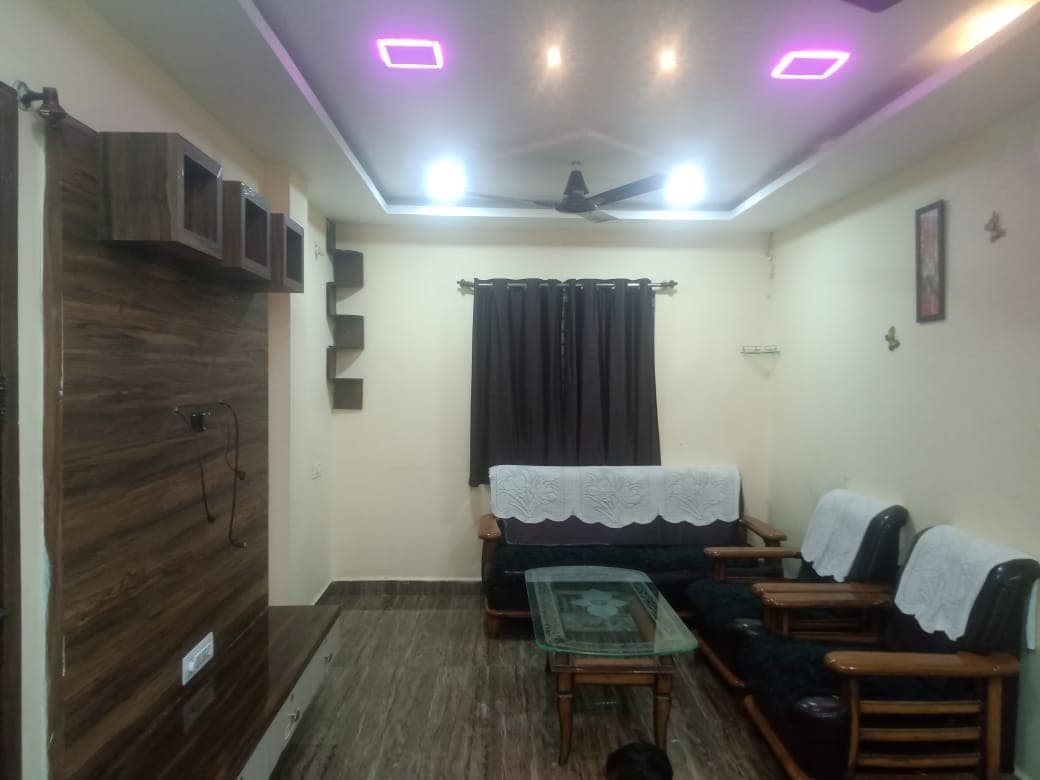 2 BHK Flat for Rent in , Bengali Square, Indore